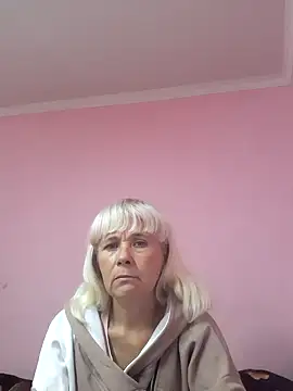 sakura blonde online show from September 24, 6:33 pm