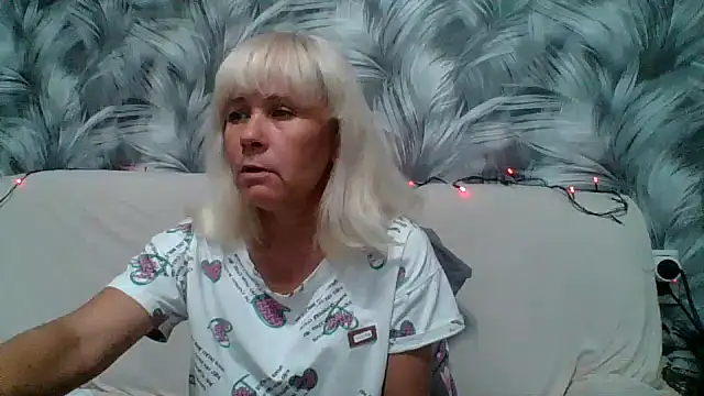 sakura blonde online show from October 3, 9:39 am