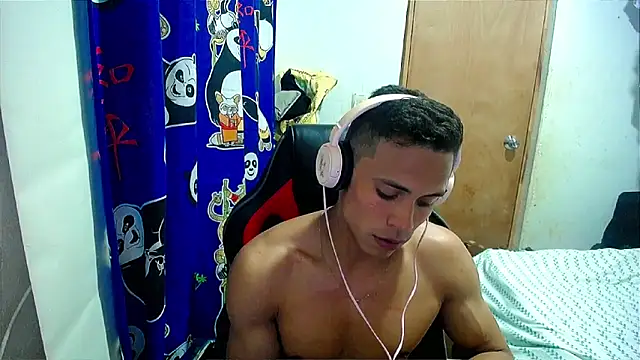 Willy Mate online show from December 26, 4:21 am