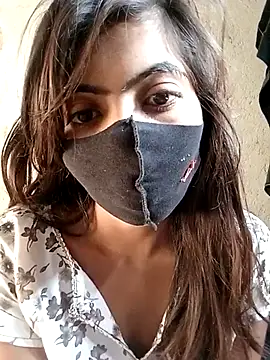 Snapshot of Janvi-90 chatting on February 19, 3:06 am Janvi-90 online show from February 19, 3:06 am