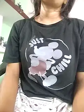Snapshot of Janvi-90 chatting on September 15, 1:16 am Janvi-90 online show from September 15, 1:16 am