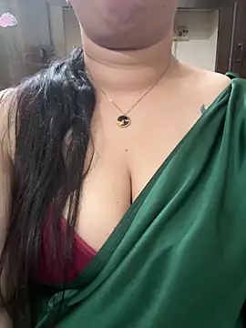 Akhi Akshaya online show from December 23, 10:32 am