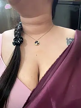 Akhi Akshaya online show from December 25, 6:52 pm