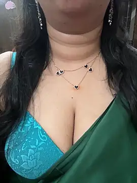 Akhi Akshaya online show from January 9, 9:26 pm