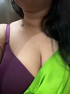 Akhi Akshaya online show from January 12, 6:38 pm