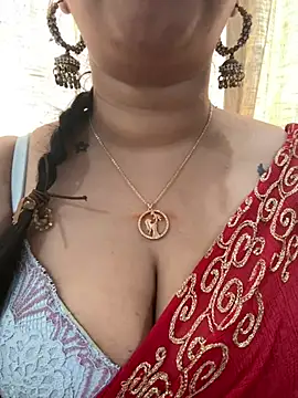 Akhi Akshaya online show from January 30, 9:04 am