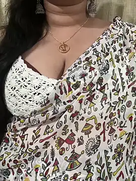 Akhi Akshaya online show from February 8, 6:22 pm