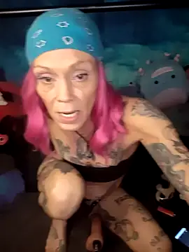 MommyMisfit online show from November 6, 2:34 am