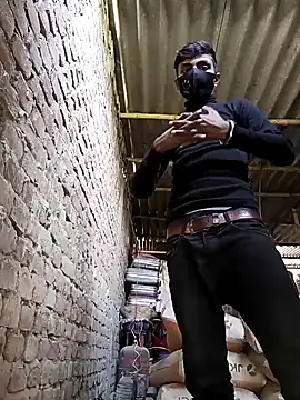 Snapshot of Suraj223kumar chatting on December 22, 5:45 am Suraj223kumar online show from December 22, 5:45 am