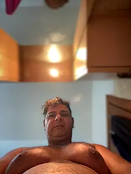 Snapshot of SecretlyDD chatting on October 30, 8:16 am SecretlyDD online show from October 30, 8:16 am