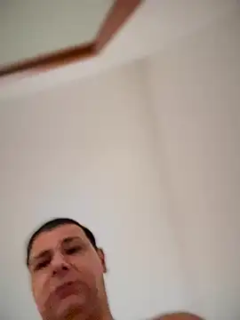 Snapshot of SecretlyDD chatting on November 5, 9:42 am SecretlyDD online show from November 5, 9:42 am