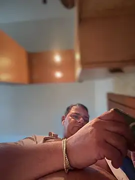 SecretlyDD online show from February 10, 10:19 am