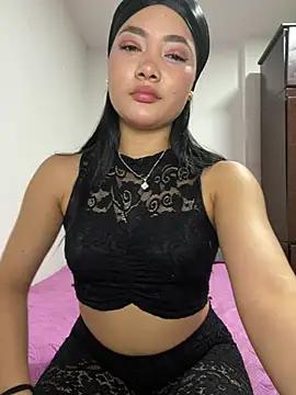 Snapshot of Just_valen chatting on February 28, 5:52 am Just valen online show from February 28, 5:52 am