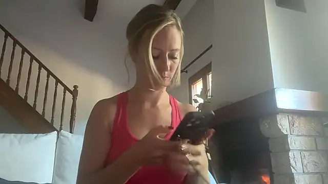 Emmy frenchie online show from November 25, 9:53 am