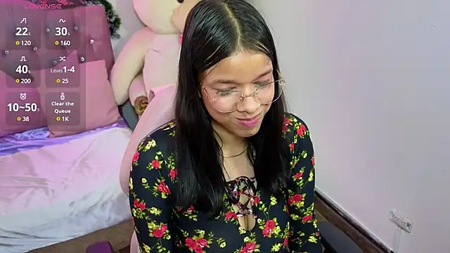 Emilly tay online show from January 10, 5:34 pm