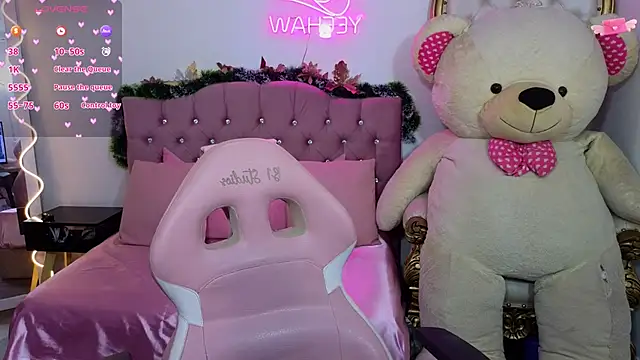 Emilly tay online show from January 11, 11:56 am