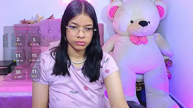 Emilly tay online show from January 13, 5:55 pm