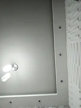 Away Smit online show from March 31, 5:24 pm