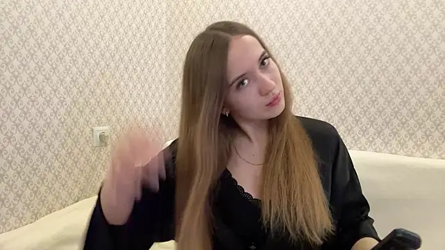 RaelynnSewell online show from January 27, 9:13 am