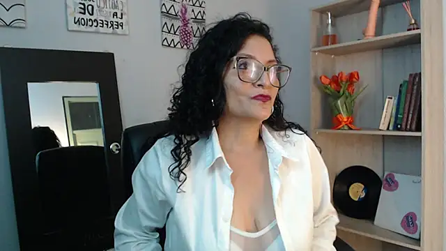 arianna ros3 online show from December 29, 9:20 pm