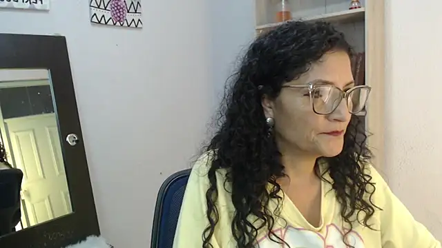 arianna ros3 online show from January 5, 7:39 pm