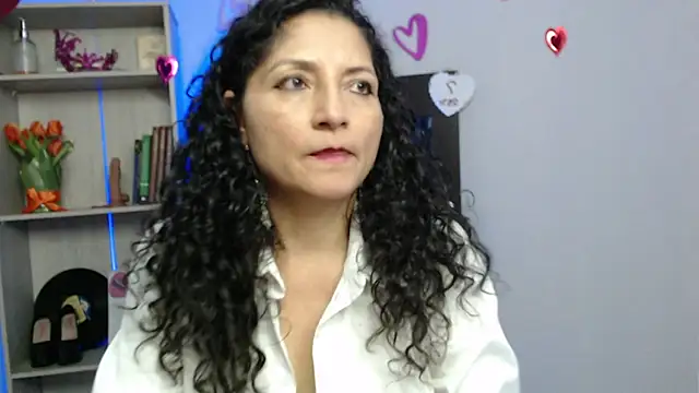 arianna ros3 online show from February 19, 4:00 pm