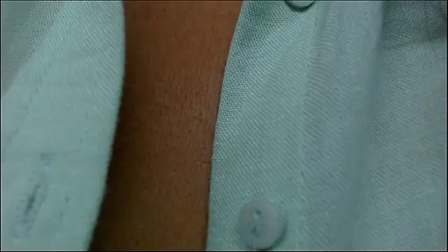 Snapshot of arianna_ros3 chatting on September 22, 12:23 am arianna ros3 online show from September 22, 12:23 am