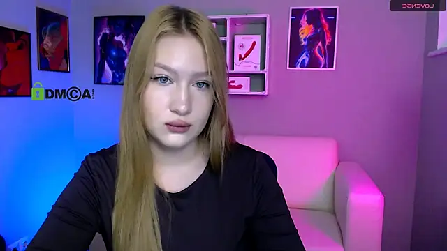 playful sophie online show from December 5, 10:13 am