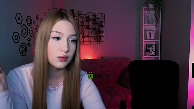 playful sophie online show from December 19, 9:11 pm