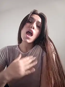 Snapshot of eriika_deep_ chatting on February 12, 5:16 pm eriika deep online show from February 12, 5:16 pm