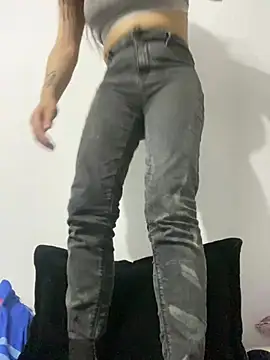 Snapshot of eriika_deep_ chatting on February 20, 2:18 am eriika deep online show from February 20, 2:18 am