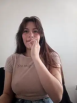 Snapshot of eriika_deep_ chatting on February 26, 7:16 pm eriika deep online show from February 26, 7:16 pm