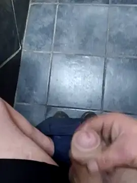 Snapshot of lekkerpeet chatting on February 19, 7:17 am lekkerpeet online show from February 19, 7:17 am