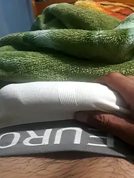 Snapshot of nandohk4r chatting on April 9, 9:36 am nandohk4r online show from April 9, 9:36 am