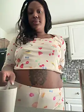 LavenderBuxton online show from March 7, 8:44 am