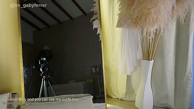 Gaby Ferrer online show from June 27, 3:06 pm