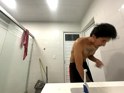 GIOOOO568 online show from October 22, 12:33 am