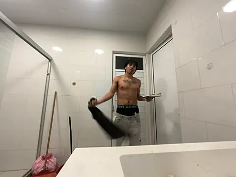 GIOOOO568 online show from January 19, 5:11 am