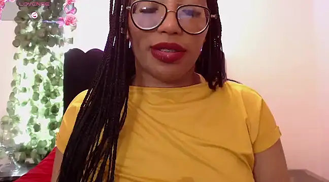 Snapshot of AmyBriiggs chatting on February 1, 1:41 pm AmyBriiggs online show from February 1, 1:41 pm