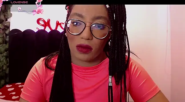 Snapshot of AmyBriiggs chatting on February 16, 4:53 am AmyBriiggs online show from February 16, 4:53 am