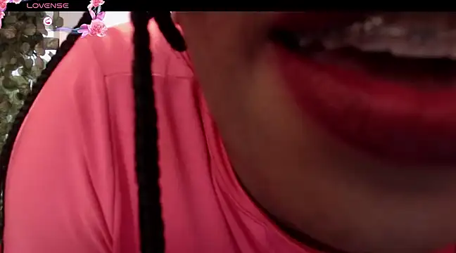 Snapshot of AmyBriiggs chatting on February 16, 11:49 am AmyBriiggs online show from February 16, 11:49 am