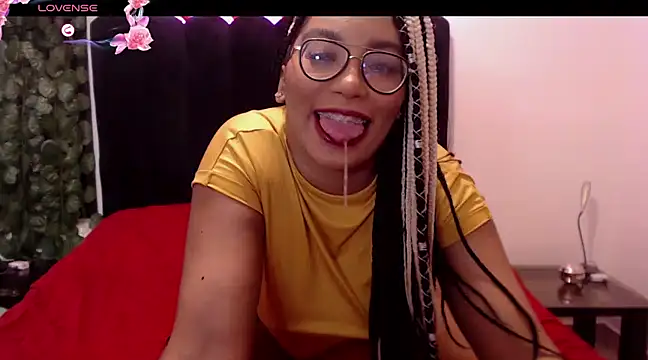 Snapshot of AmyBriiggs chatting on March 3, 4:14 am AmyBriiggs online show from March 3, 4:14 am