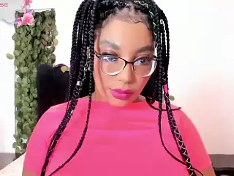 Snapshot of AmyBriiggs chatting on February 13, 3:57 am AmyBriiggs online show from February 13, 3:57 am