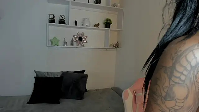 Snapshot of Zizi-campbel chatting on December 26, 2:55 am Zizi-campbel online show from December 26, 2:55 am