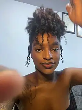 Snapshot of Zizi-campbel chatting on February 11, 10:26 am Zizi-campbel online show from February 11, 10:26 am