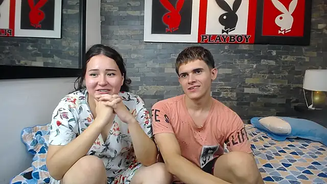 Snapshot of Gurvinder_1 chatting on March 18, 1:21 am Gurvinder 1 online show from March 18, 1:21 am