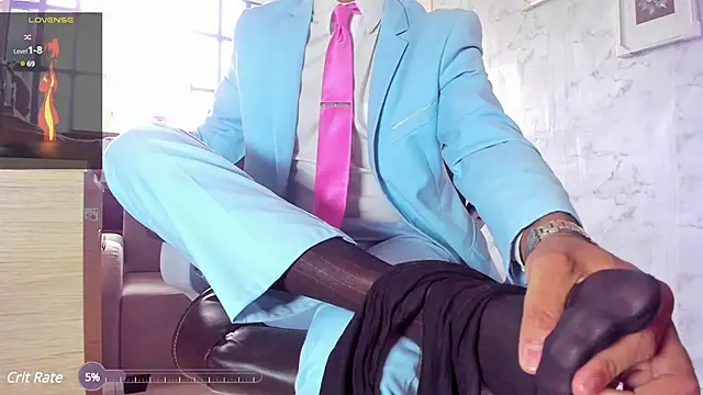 Hideintheoffice online show from March 14, 4:30 pm