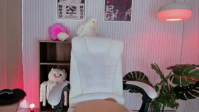 Maddy bennet online show from January 20, 9:01 pm