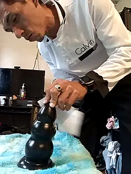 Snapshot of chayanne_odisea chatting on December 1, 6:13 pm chayanne odisea online show from December 1, 6:13 pm