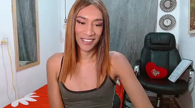Dannacamilsaenz online show from January 6, 1:52 pm